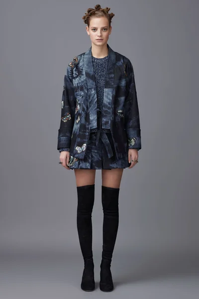 Look 15